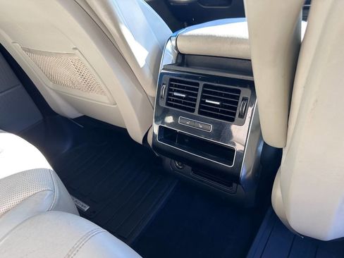 Used 2016 Land Rover Range Rover Sport HSE image 21