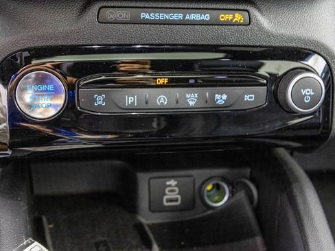 Used 2024 Ford Escape ST-Line Elite w/ Premium Technology Package AWD/4WD image 31