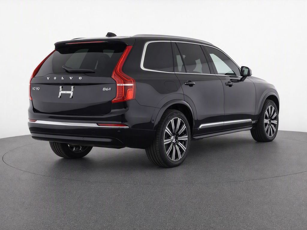 Used 2024 Volvo XC90 B6 Plus AWD/4WD image 4