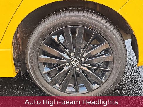 Used 2018 Honda Fit Sport image 11