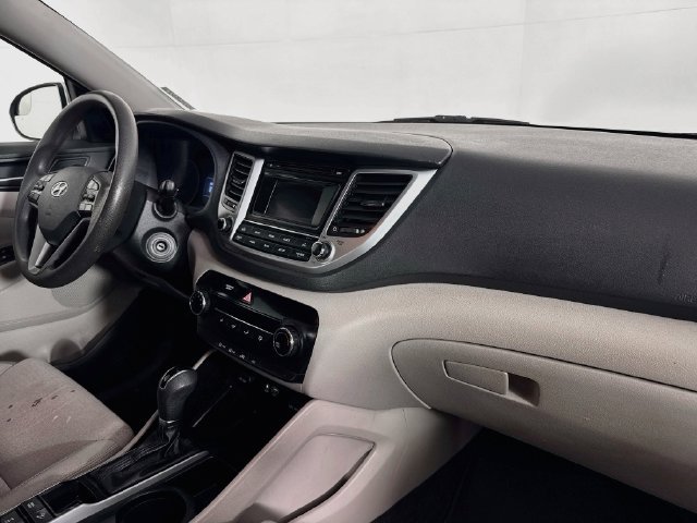 Used 2017 Hyundai Tucson SE w/ SE Popular Package 02 AWD/4WD image 26