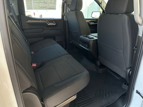 New 2026 Chevrolet Silverado 1500 LT image 17