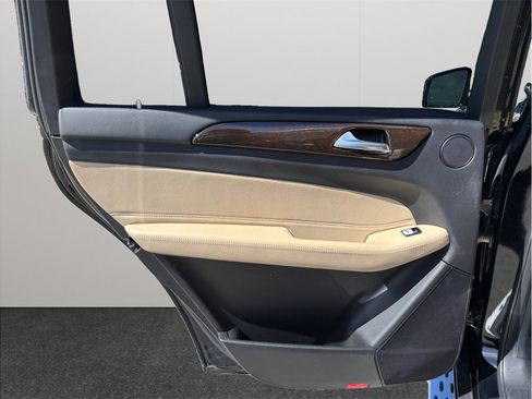 Used 2018 Mercedes-Benz GLS 450 4MATIC image 44