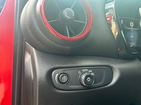 Used 2020 Chevrolet Blazer RS FWD image 23