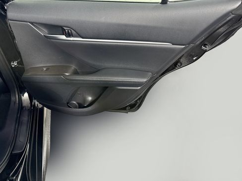 Used 2023 Toyota Camry XSE FWD image 28