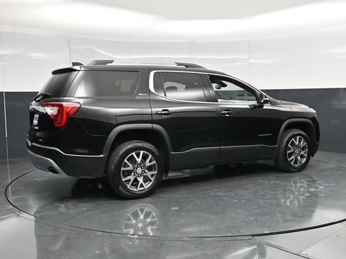Used 2023 GMC Acadia SLT AWD/4WD image 4