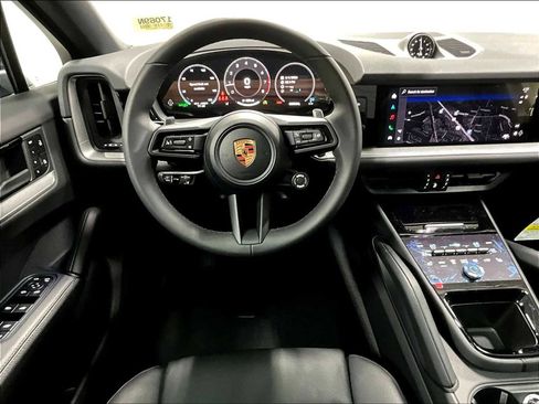 New 2026 Porsche Cayenne Coupe AWD/4WD image 13