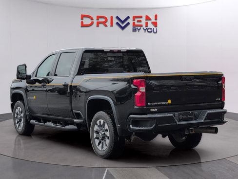 Used 2021 Chevrolet Silverado 2500 LTZ w/ Carhartt Edition image 3