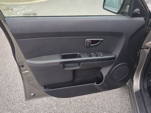 Used 2013 Kia Soul FWD image 13