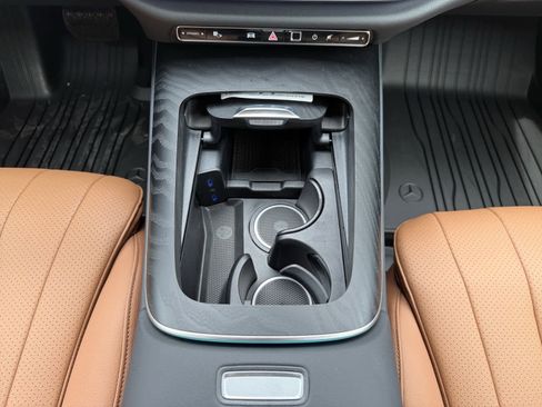 New 2026 Mercedes-Benz E 450 4MATIC Sedan image 15