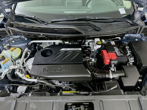 Used 2025 Nissan Rogue SV image 32