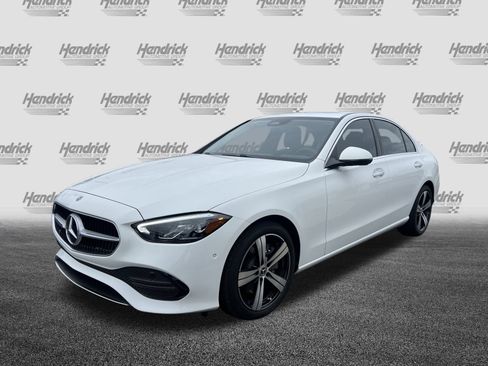 Used 2025 Mercedes-Benz C 300 4MATIC Sedan image 5