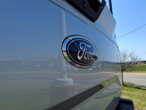 Used 2016 Ford F150 XLT w/ Equipment Group 302A Luxury image 27