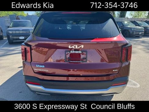 New 2025 Kia Sorento S AWD/4WD image 10