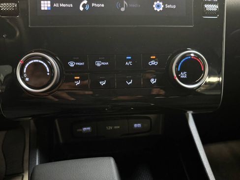 Used 2023 Hyundai Santa Cruz SE AWD/4WD image 26