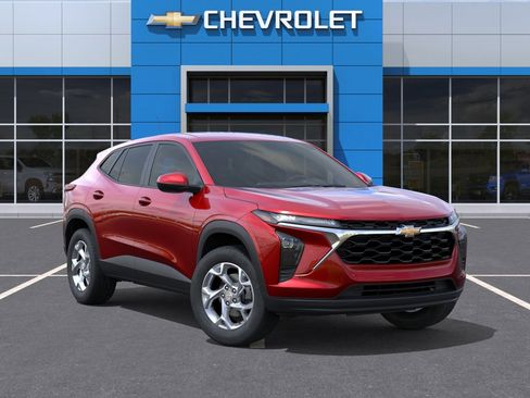 New 2026 Chevrolet Trax LS w/ LS Convenience Package FWD image 7