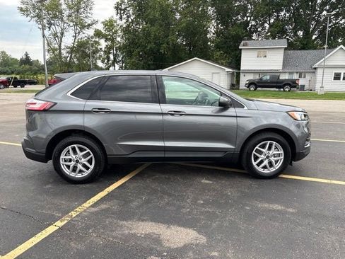 Used 2024 Ford Edge SEL w/ Convenience Package AWD/4WD image 2