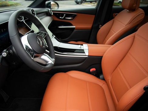 New 2026 Mercedes-Benz GLC 300 4MATIC image 11