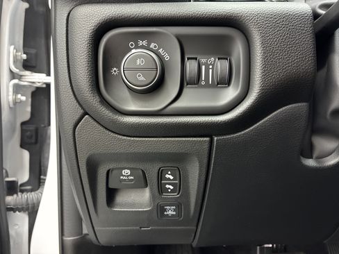 Certified 2025 RAM 1500 Laramie w/ Night Edition AWD/4WD image 25