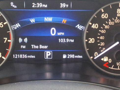 Used 2017 Nissan Murano Platinum image 13