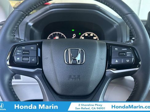 Certified 2025 Honda Odyssey EX-L image 29