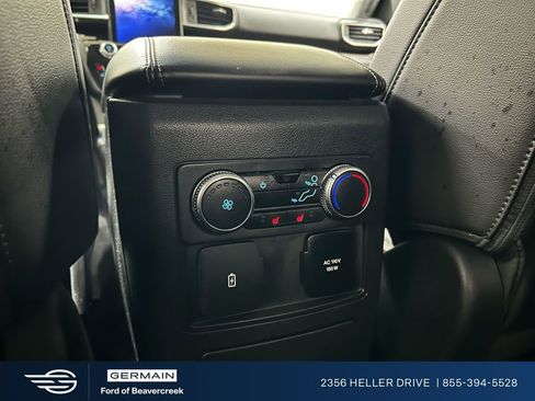 Used 2022 Ford Explorer Limited w/ Limited Technology Package image 30