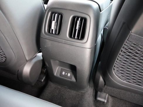 New 2025 Hyundai Santa Cruz Limited image 13