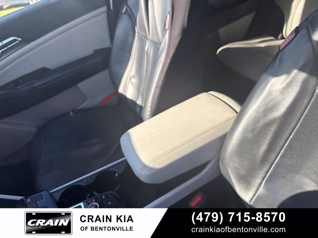 Used 2024 Kia Sportage EX FWD image 19