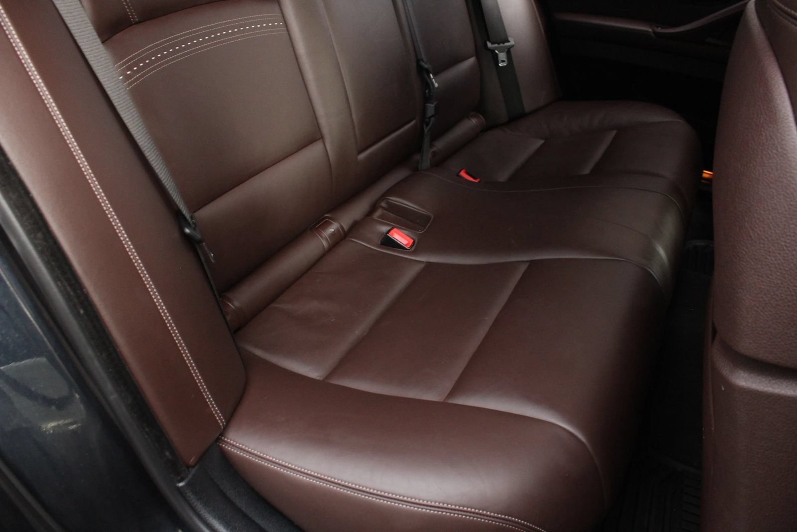 Used 2014 BMW 550i xDrive Sedan AWD/4WD image 22