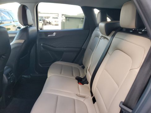 Used 2022 Ford Escape SEL w/ Technology Package image 14