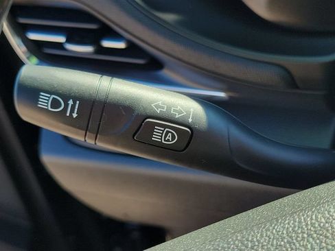 Used 2026 Buick Envista Sport Touring w/ Convenience I Package FWD image 12