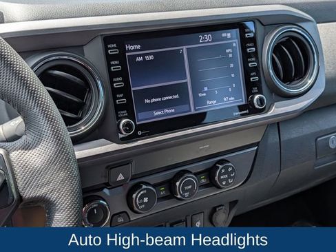 Used 2020 Toyota Tacoma TRD Sport AWD/4WD image 18