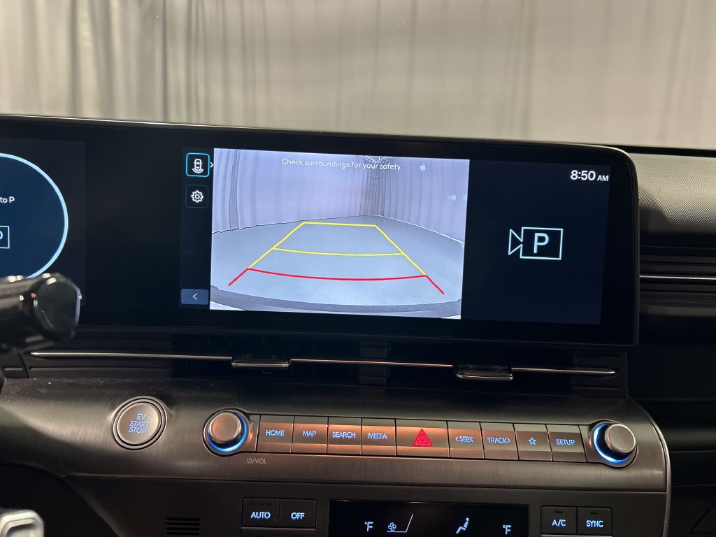 Used 2024 Hyundai Kona SE FWD image 16