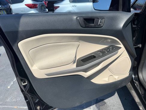 Used 2018 Ford EcoSport S FWD image 8