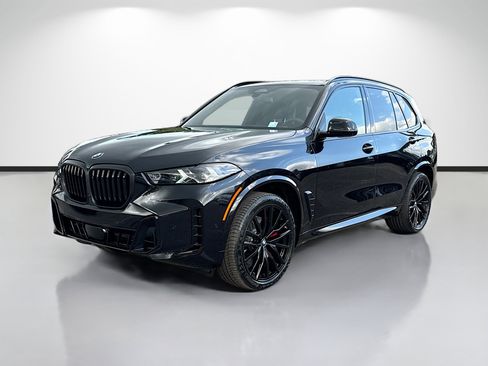 New 2026 BMW X5 xDrive40i w/ M Sport Package AWD/4WD image 7