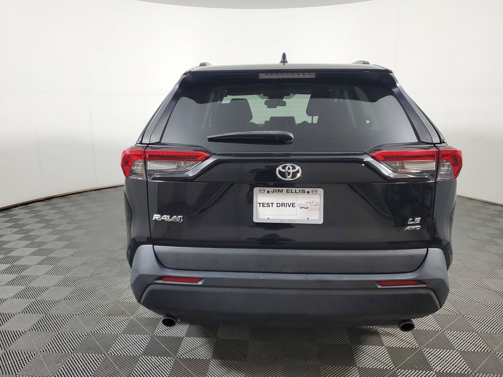 Used 2019 Toyota RAV4 LE w/ All Weather Liner Package AWD/4WD image 5