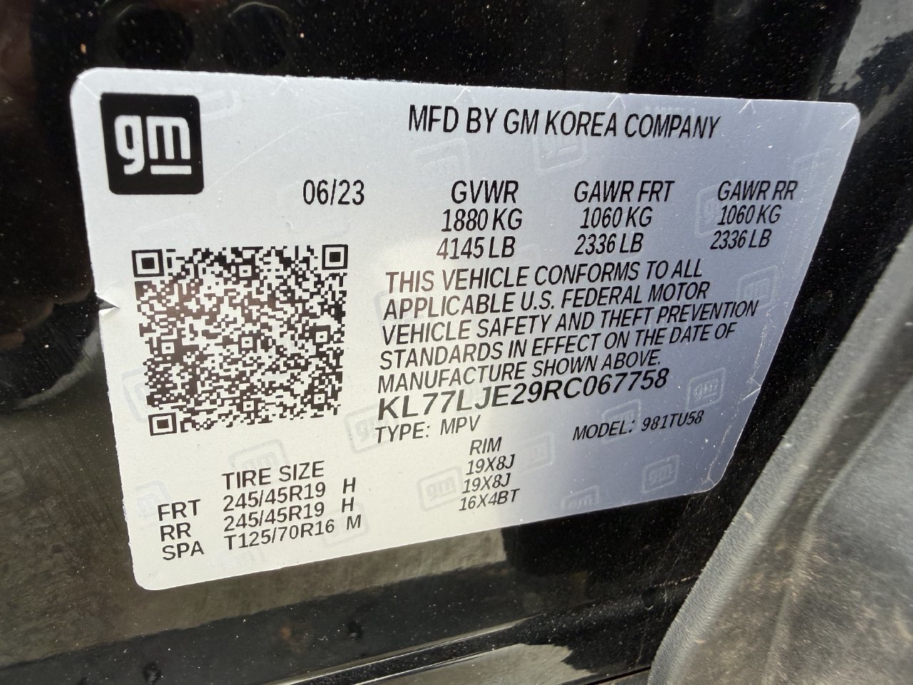 Used 2024 Chevrolet Trax RS FWD image 27
