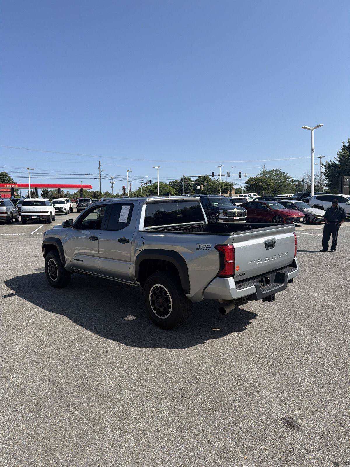 Used 2024 Toyota Tacoma TRD Off-Road AWD/4WD image 29
