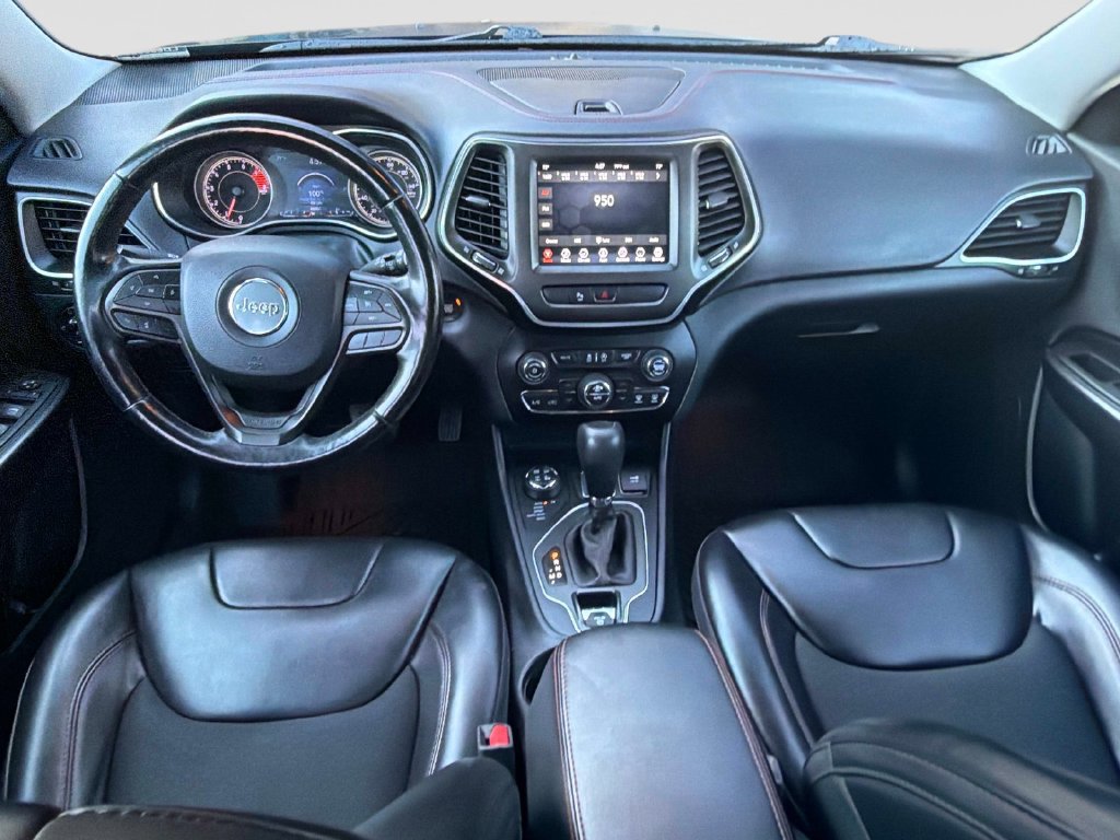 Used 2020 Jeep Cherokee Trailhawk w/ Cold Weather Group AWD/4WD image 16