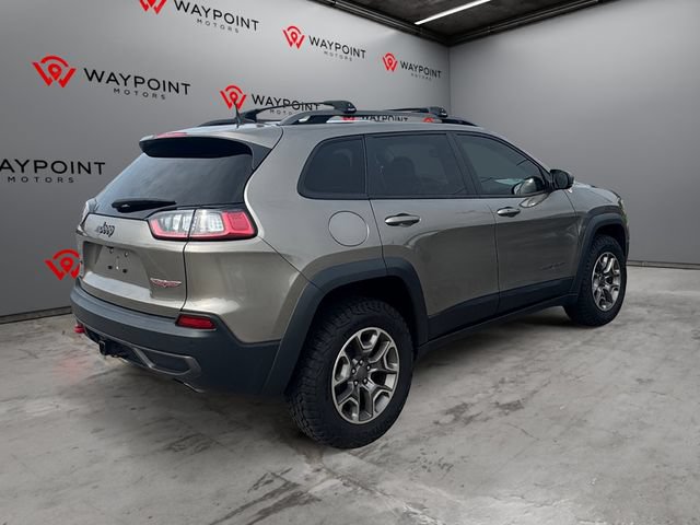 Used 2020 Jeep Cherokee Trailhawk w/ Cold Weather Group AWD/4WD image 17