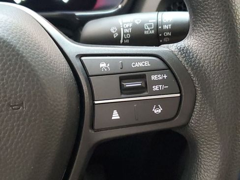Used 2023 Honda CR-V LX image 11