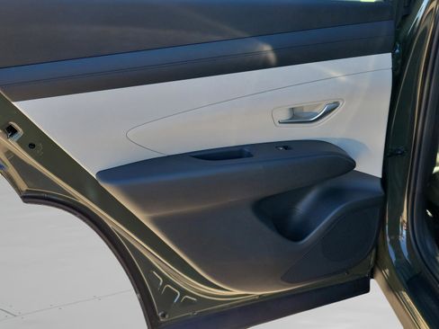 New 2026 Hyundai Tucson SE image 27
