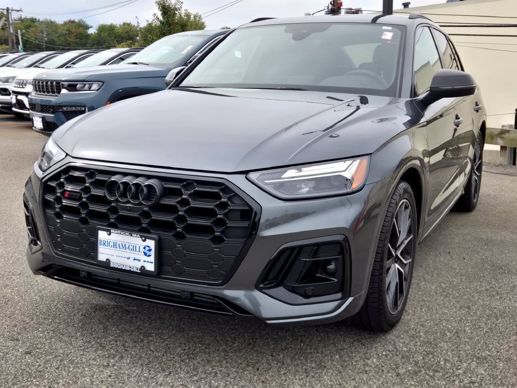 Used 2025 Audi SQ5 Premium Plus AWD/4WD image 4