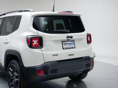 Used 2021 Jeep Renegade Latitude w/ Sun & Sound Group AWD/4WD image 4
