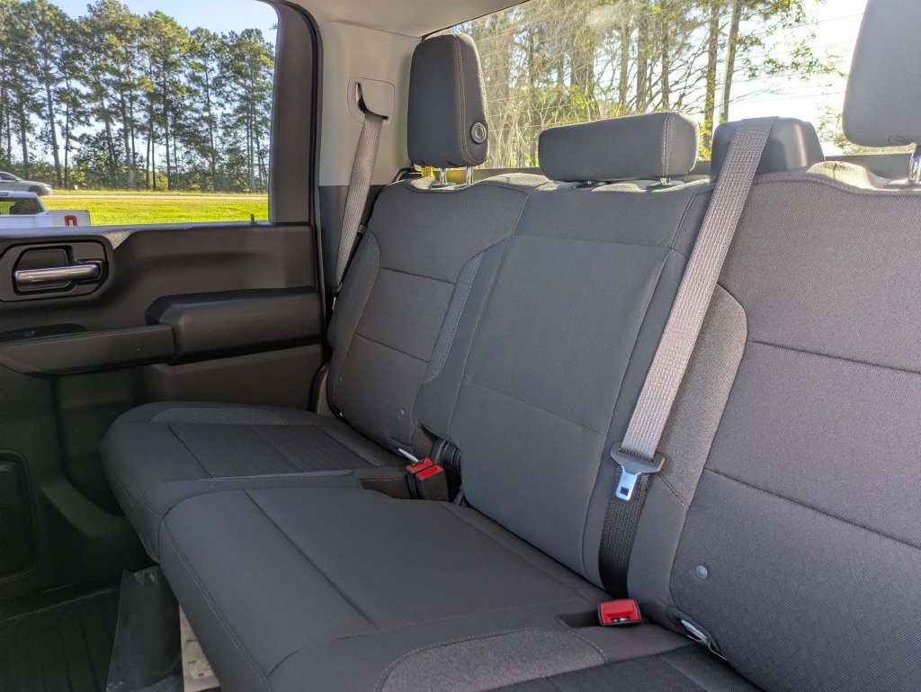 New 2026 Chevrolet Silverado 2500 Custom w/ Custom Value Package AWD/4WD image 16
