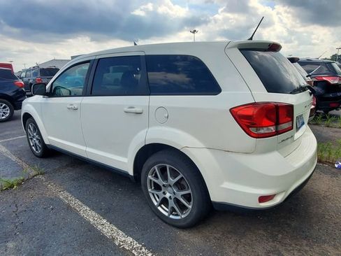 Used 2015 Dodge Journey R/T w/ Flexible Seating Group FWD image 4