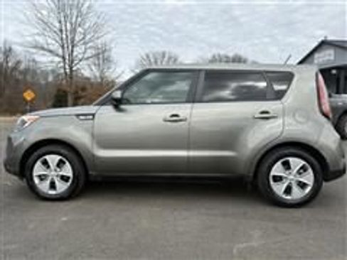 Used 2016 Kia Soul w/ Convenience Package image 8