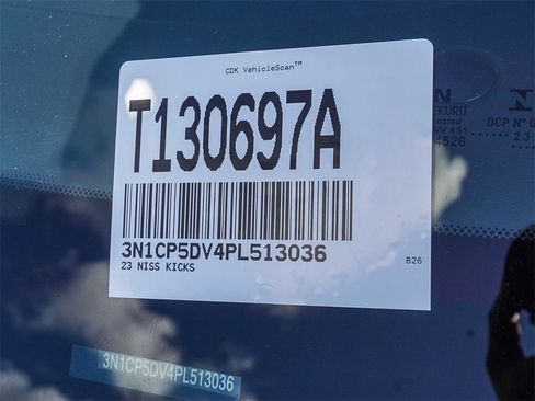 Used 2023 Nissan Kicks SR image 26