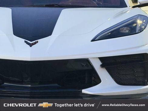 Used 2023 Chevrolet Corvette Stingray Premium Cpe w/ Z51 Performance Package RWD image 4