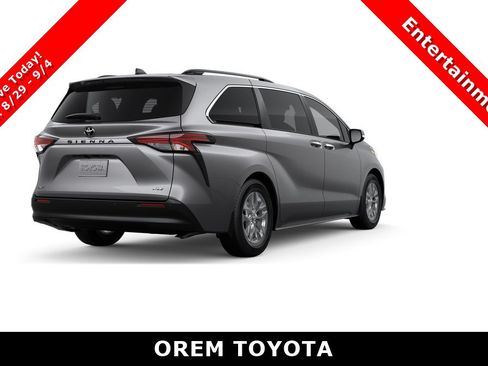 New 2026 Toyota Sienna XLE FWD image 9